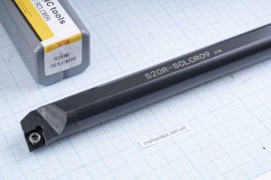 Різець (державка) зі змінними пластинами S20R-SCLCR09, розточний