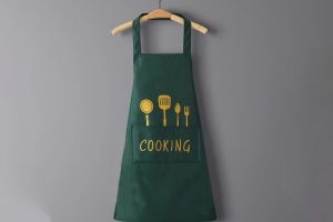 Кухонний фартух з кишенею 95 х 57 см "Cooking Green"